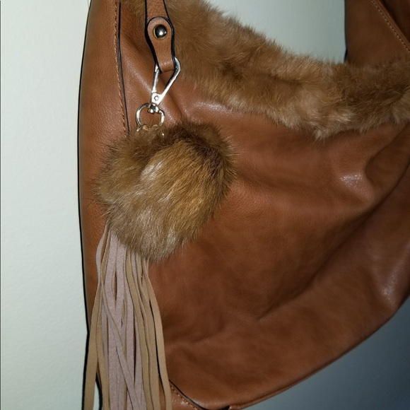 Purses/Handbags - Picture 4 of 6